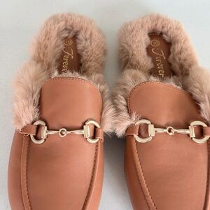 Forever Tan Fur slippers with Gold Accents